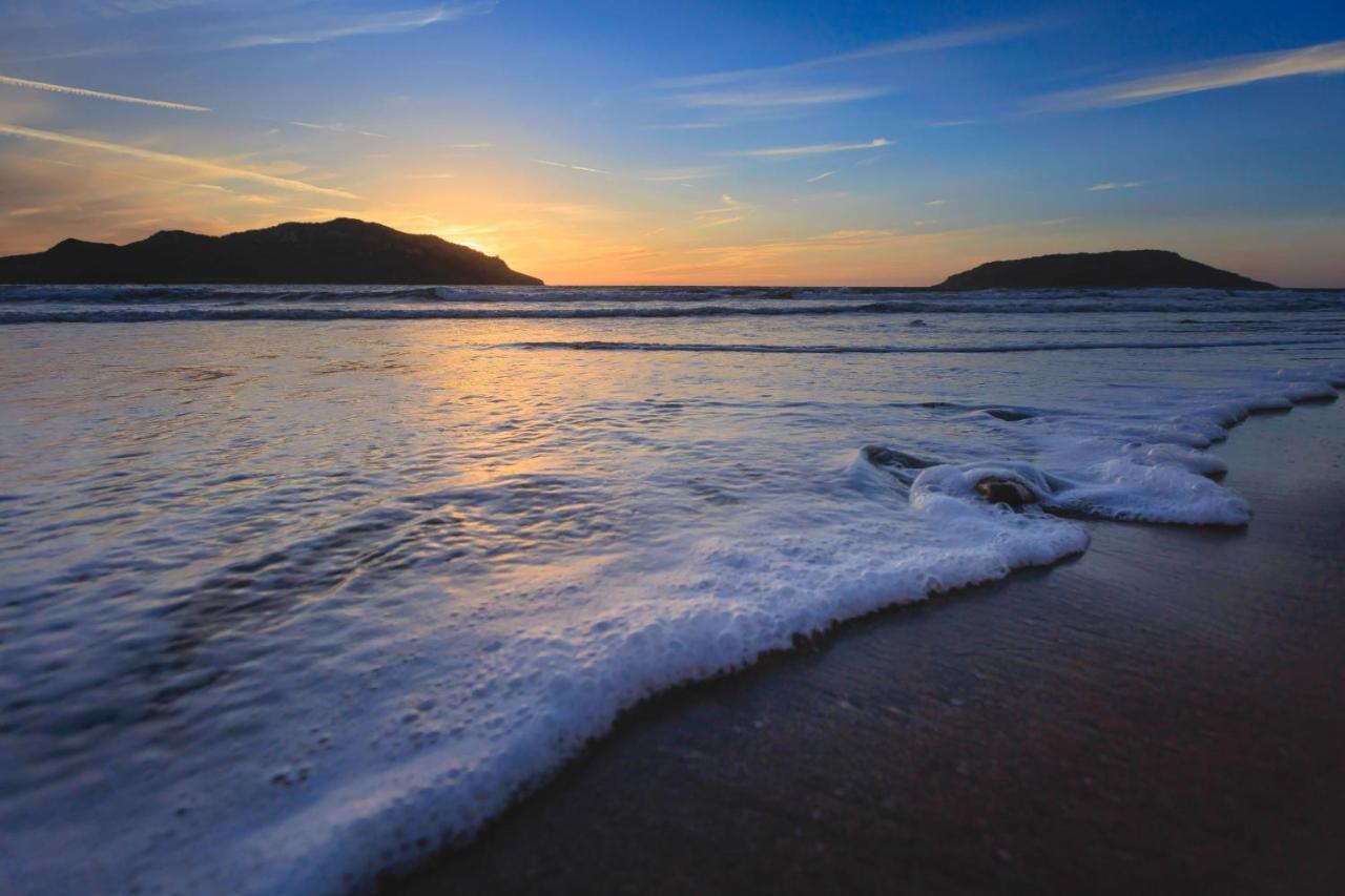 Courtyard By Marriott Mazatlan Beach Resort Exterior foto